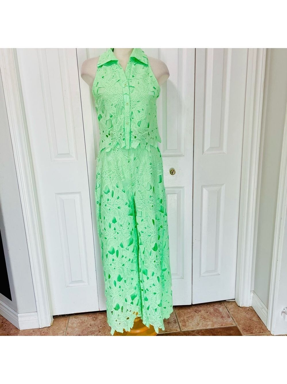 Vintage 70s Two Piece Green Eyelet Lace Sleeveless Jumpsuit